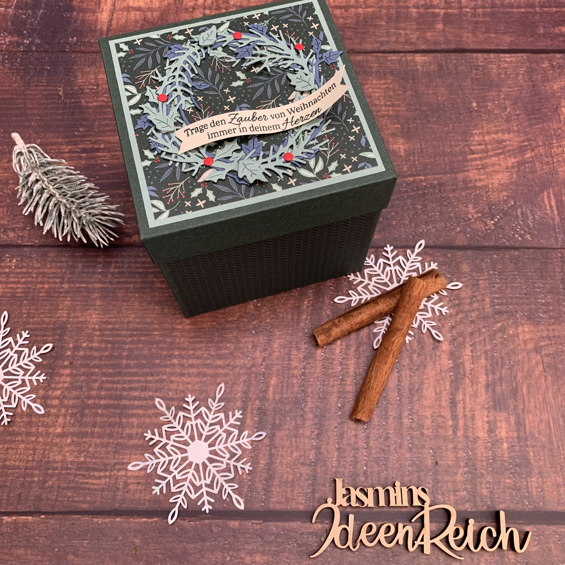 Kranz - Wurfelbox 1.jpeg